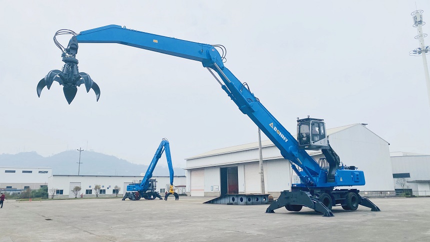 抓料機(jī).jpg 抓料機(jī).jpg